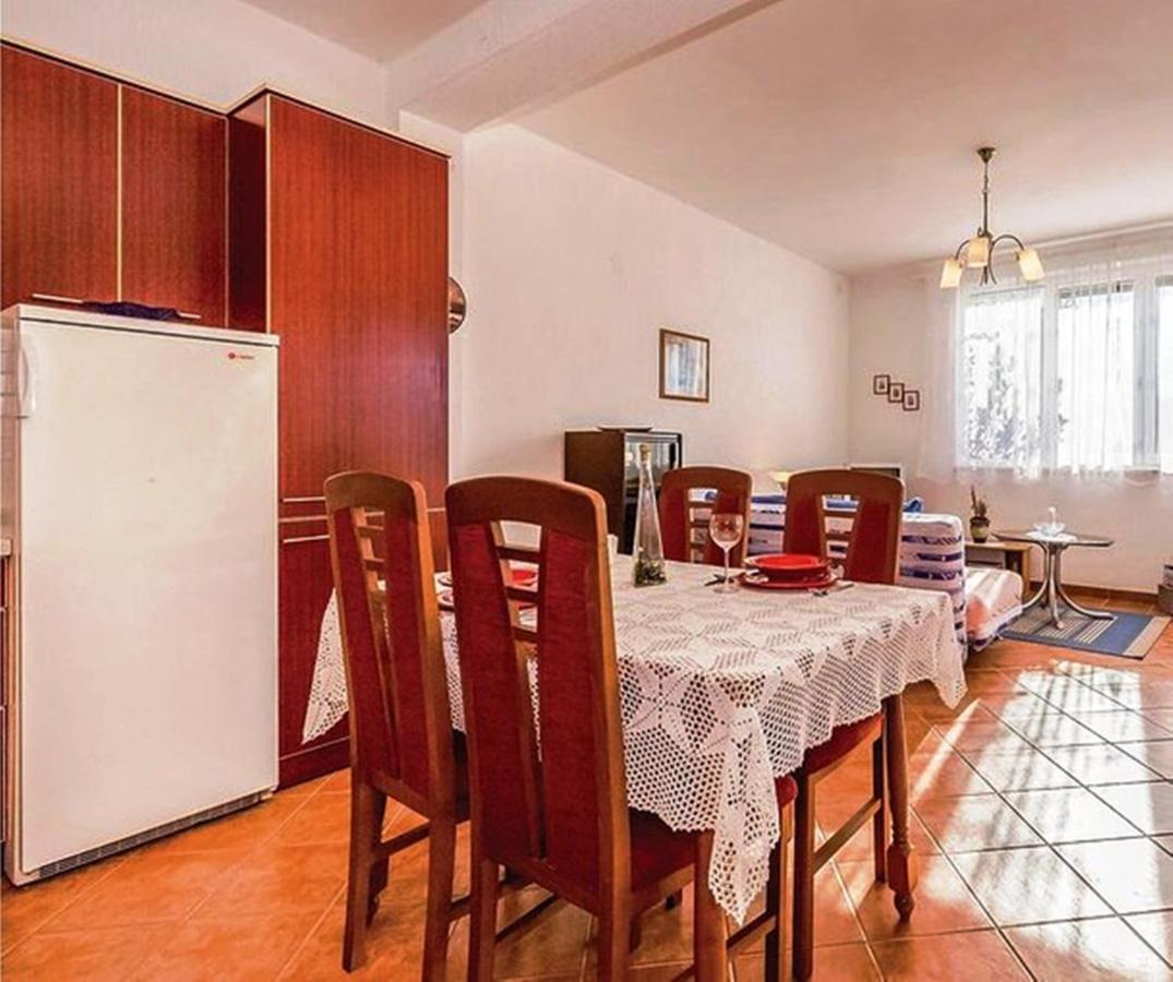 Cecillia Mare Apartments Rovinj Exteriör bild