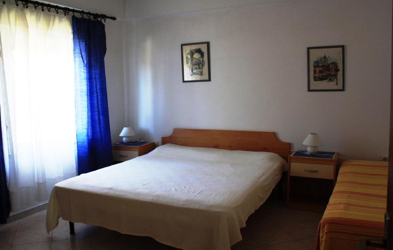 Cecillia Mare Apartments Rovinj Exteriör bild